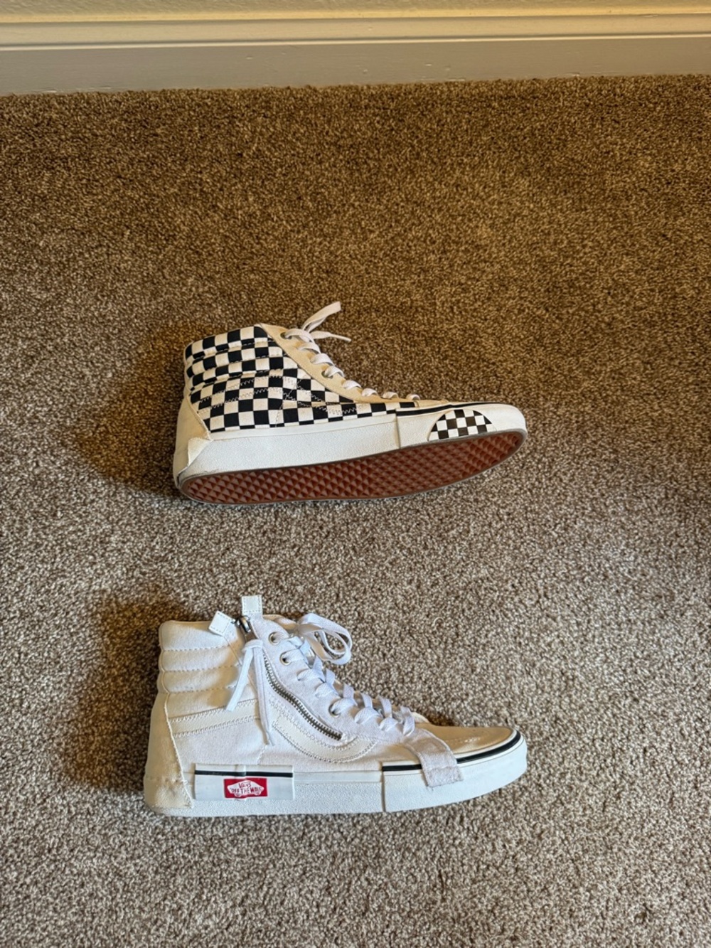 Vans Sk8 Hi Checkerboard Cap LX Shoes | White / Cream / Black | US 10M - Picture 4 of 5
